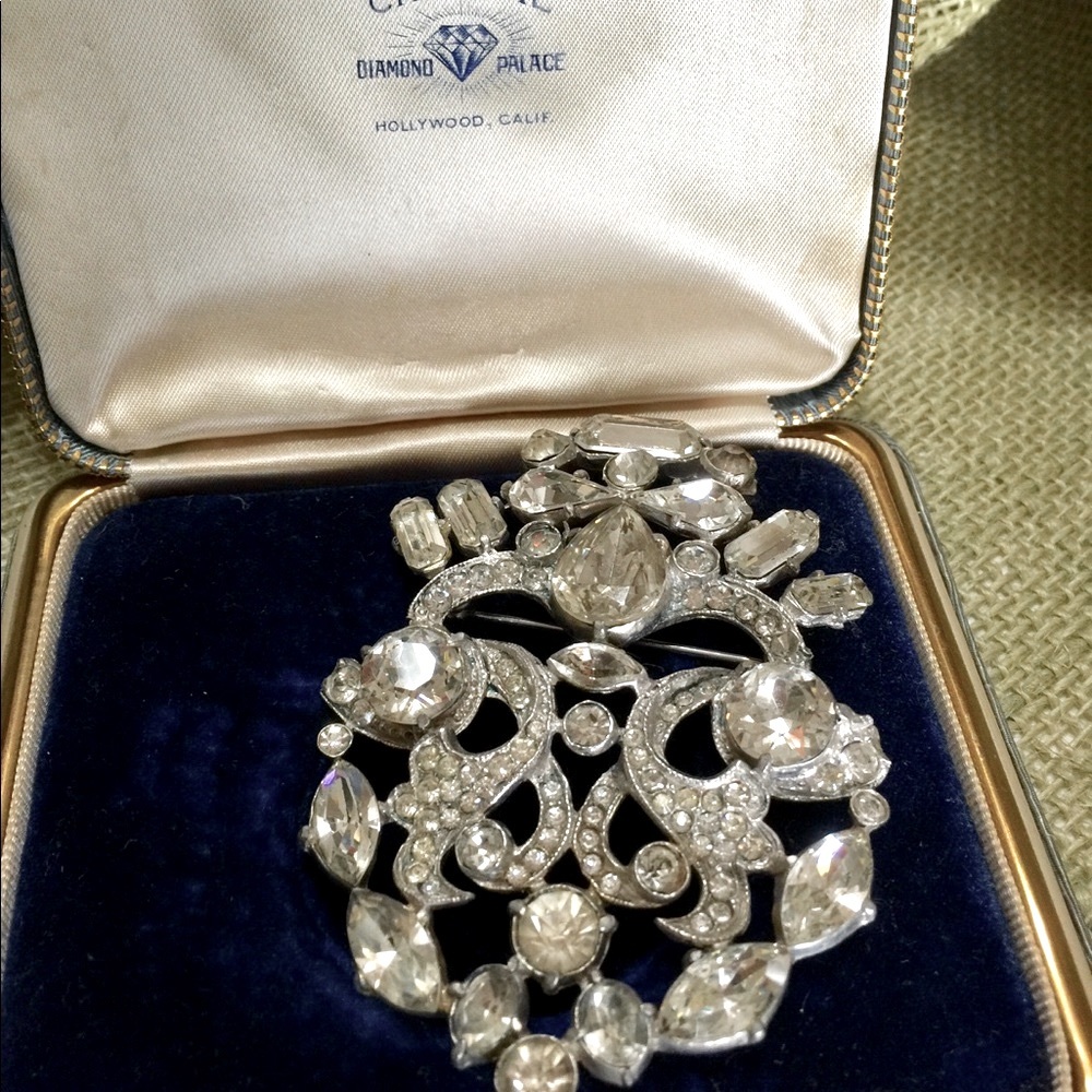 Vntg Staret Rhinestone majestic Statement brooch